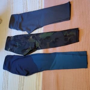 3 Pair Old Navy Elevate Leggings, M
